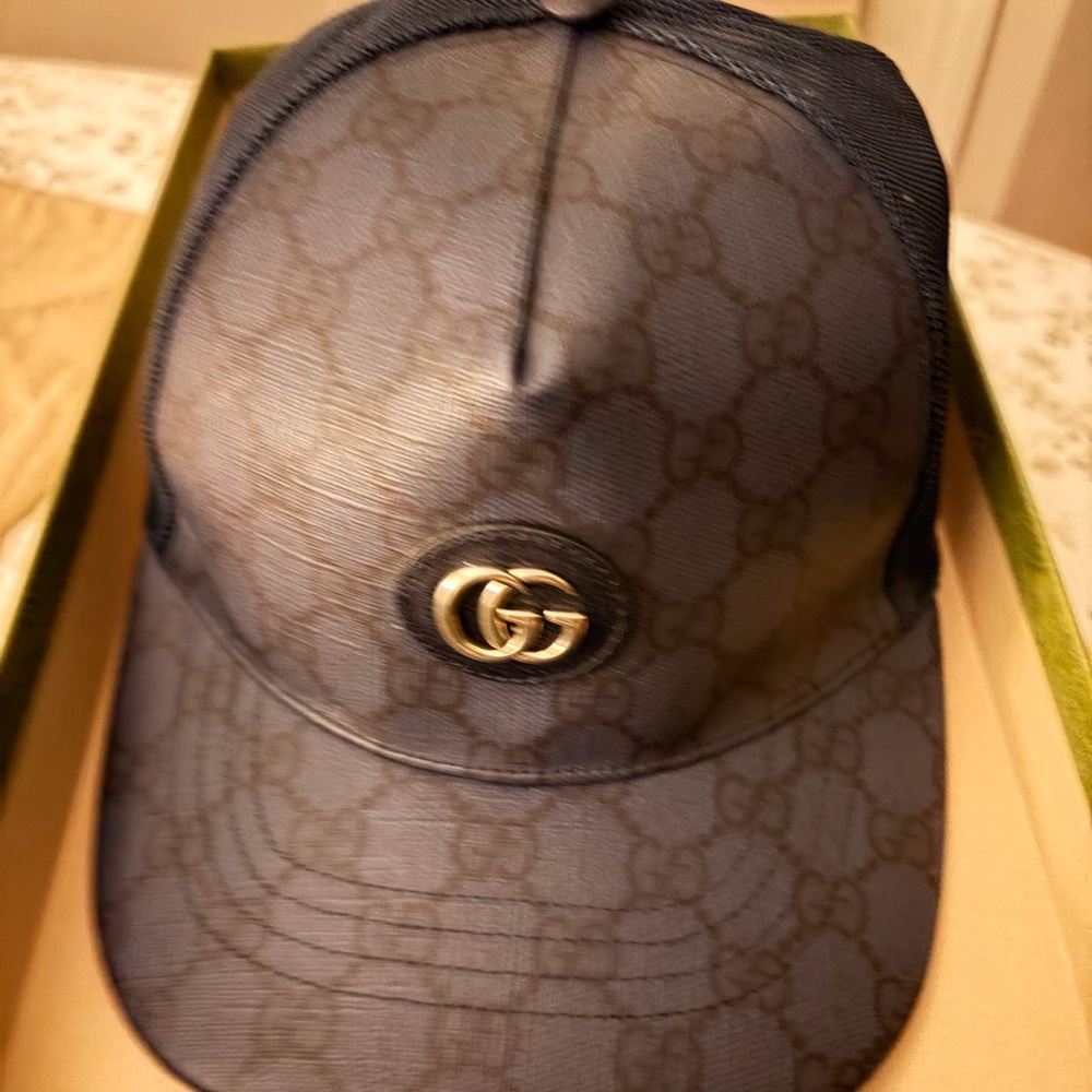Gucci Dark Blue Supreme Print Hat